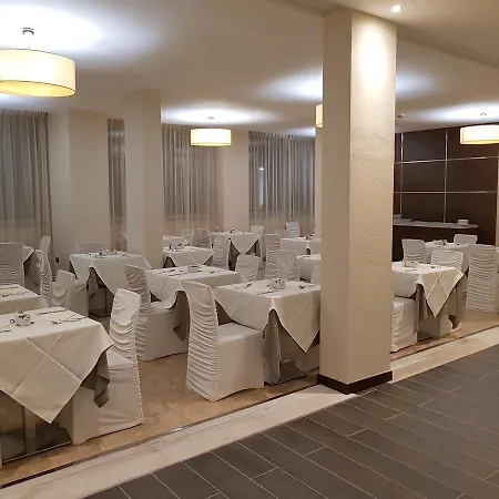 福尤酒店