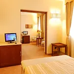 Otel For