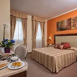 Otel For 4*